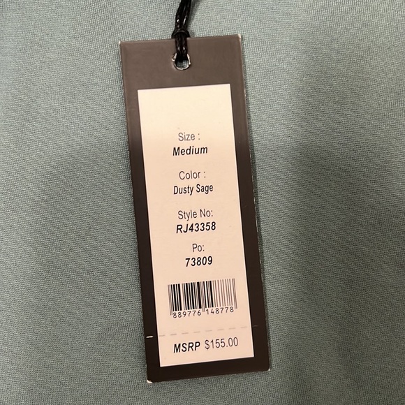 Romeo + Juliet Couture NWT Dusty Sage Cold Shoulder Back Zip Dress Size Medium - Picture 3 of 7